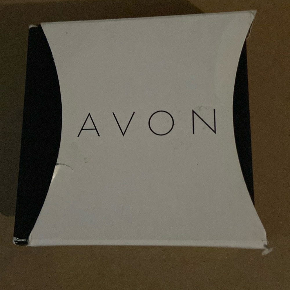 Avon: Sparkler Bracelet 
goldtone